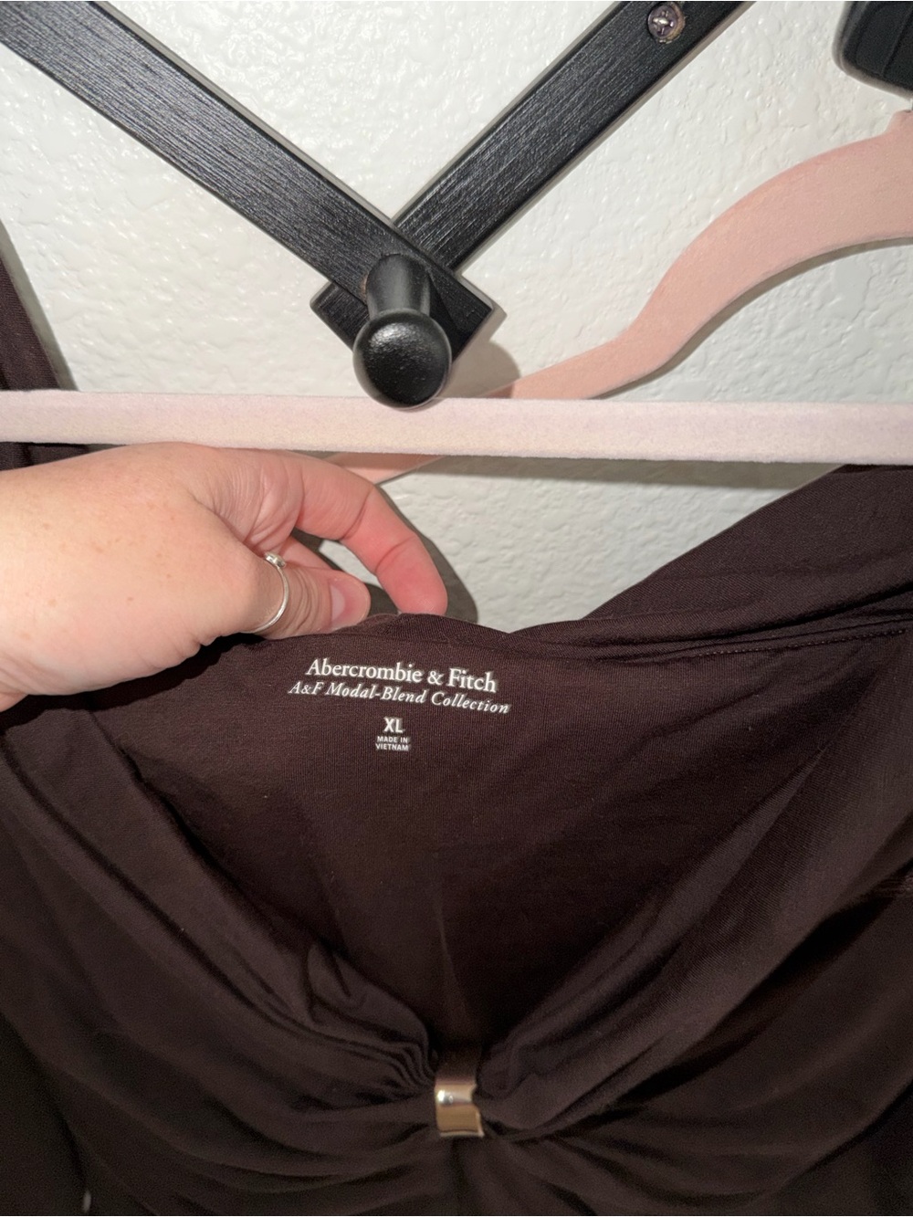 Abercrombie Fitch Off Shoulder Ruched Modal Blend Top Brown XL Y2K Going Out - Picture 3 of 4